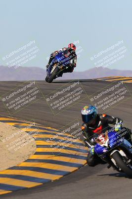 media/Dec-18-2022-SoCal Trackdays (Sun) [[8099a50955]]/Turns 9 and 10 Set 2 (1055am)/